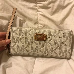 Michael Kors wallet